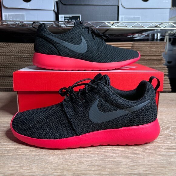Nike Roshe Run Anthracite Siren Red - Picture 2 of 12